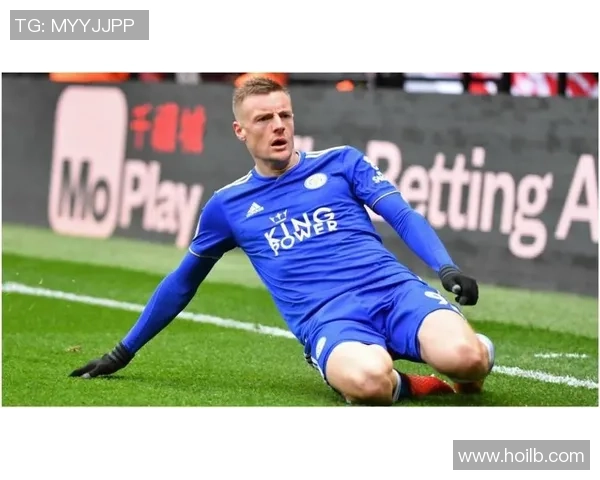 探索足球明星背后的故事与成就，读懂他们的名字与传奇人生